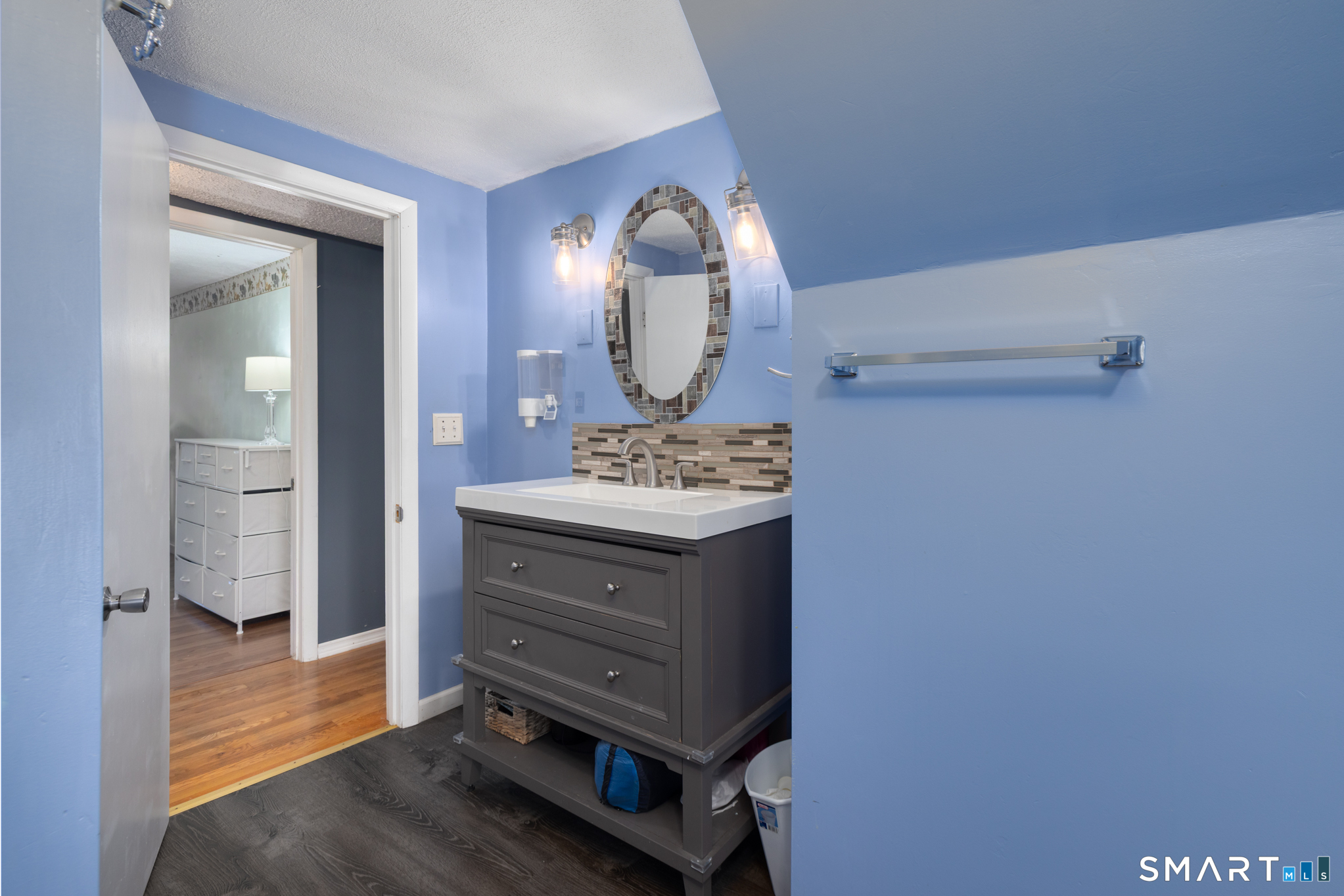 182 North Elm Street Manchester CT 06042