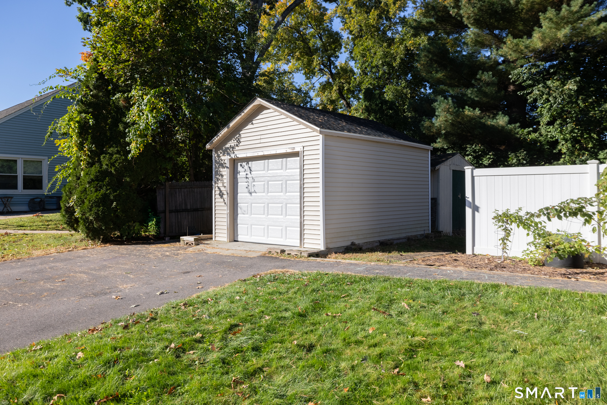 182 North Elm Street Manchester CT 06042