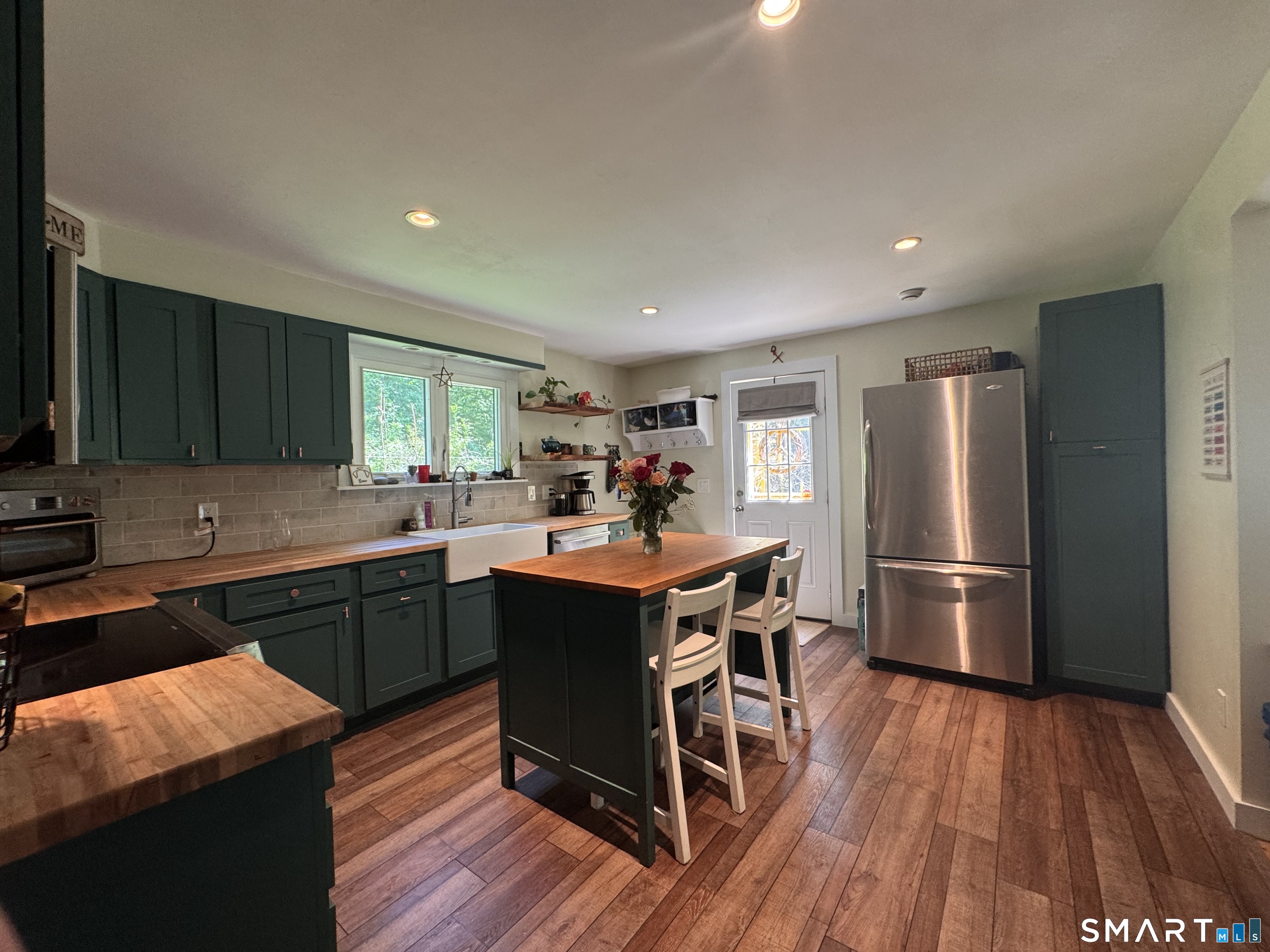 Woodbury CT 06798