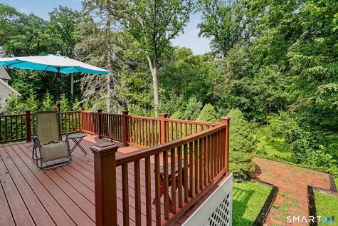 12 Cedarwood Lane Shelton CT 06484