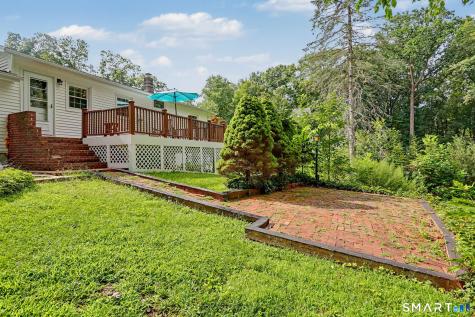12 Cedarwood Lane Shelton CT 06484