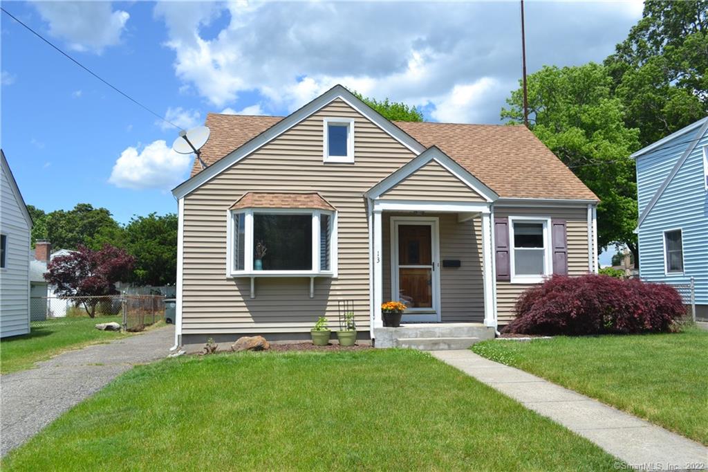 13 Holbrook Street Milford CT 06460