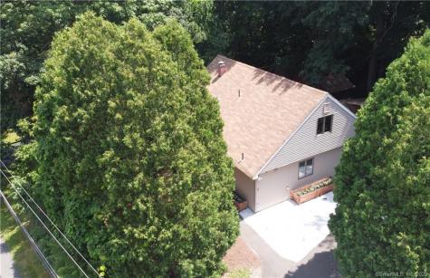17 Sabal Drive Waterbury CT 06708