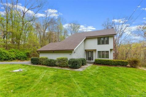 14 Barrows Road Easton CT 06612