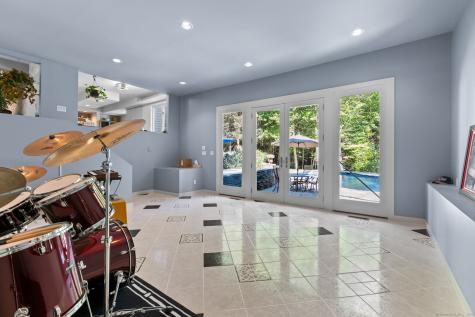 24 Roxbury Road Woodbury CT 06798