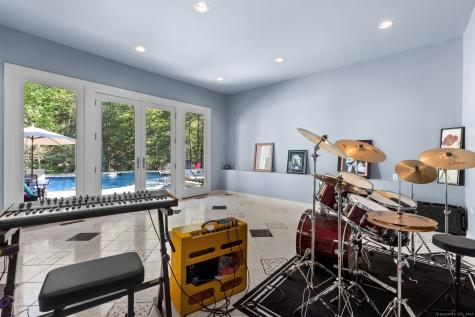 24 Roxbury Road Woodbury CT 06798