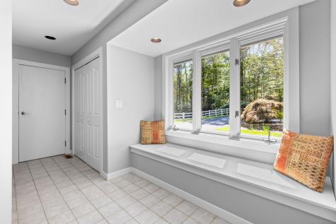 24 Roxbury Road Woodbury CT 06798