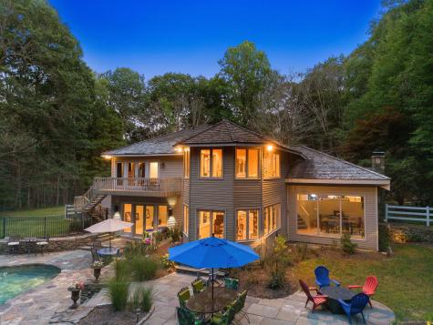 24 Roxbury Road Woodbury CT 06798