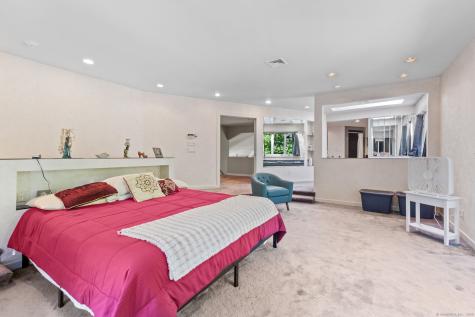 24 Roxbury Road Woodbury CT 06798