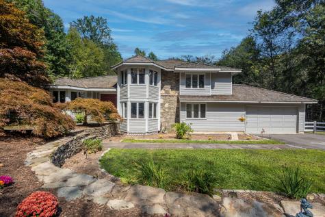 24 Roxbury Road Woodbury CT 06798