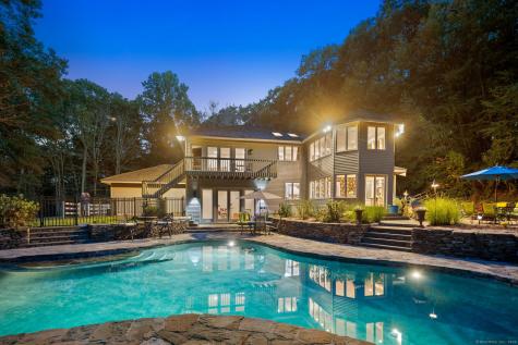 24 Roxbury Road Woodbury CT 06798