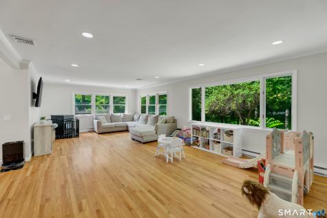 25 Obtuse Hill Road Brookfield CT 06804