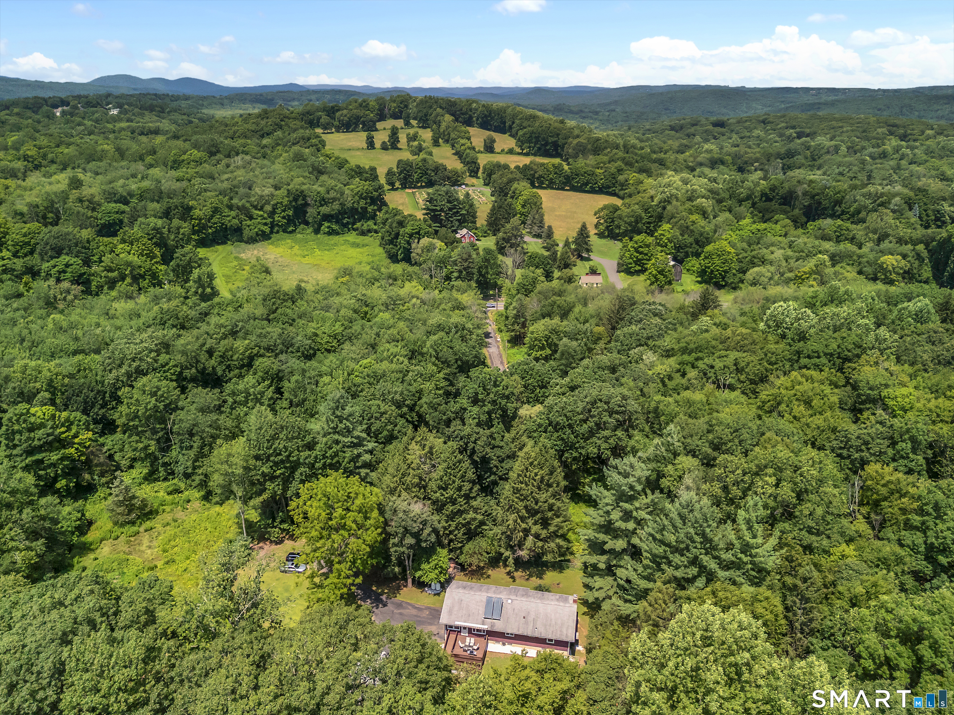 25 Obtuse Hill Road Brookfield CT 06804
