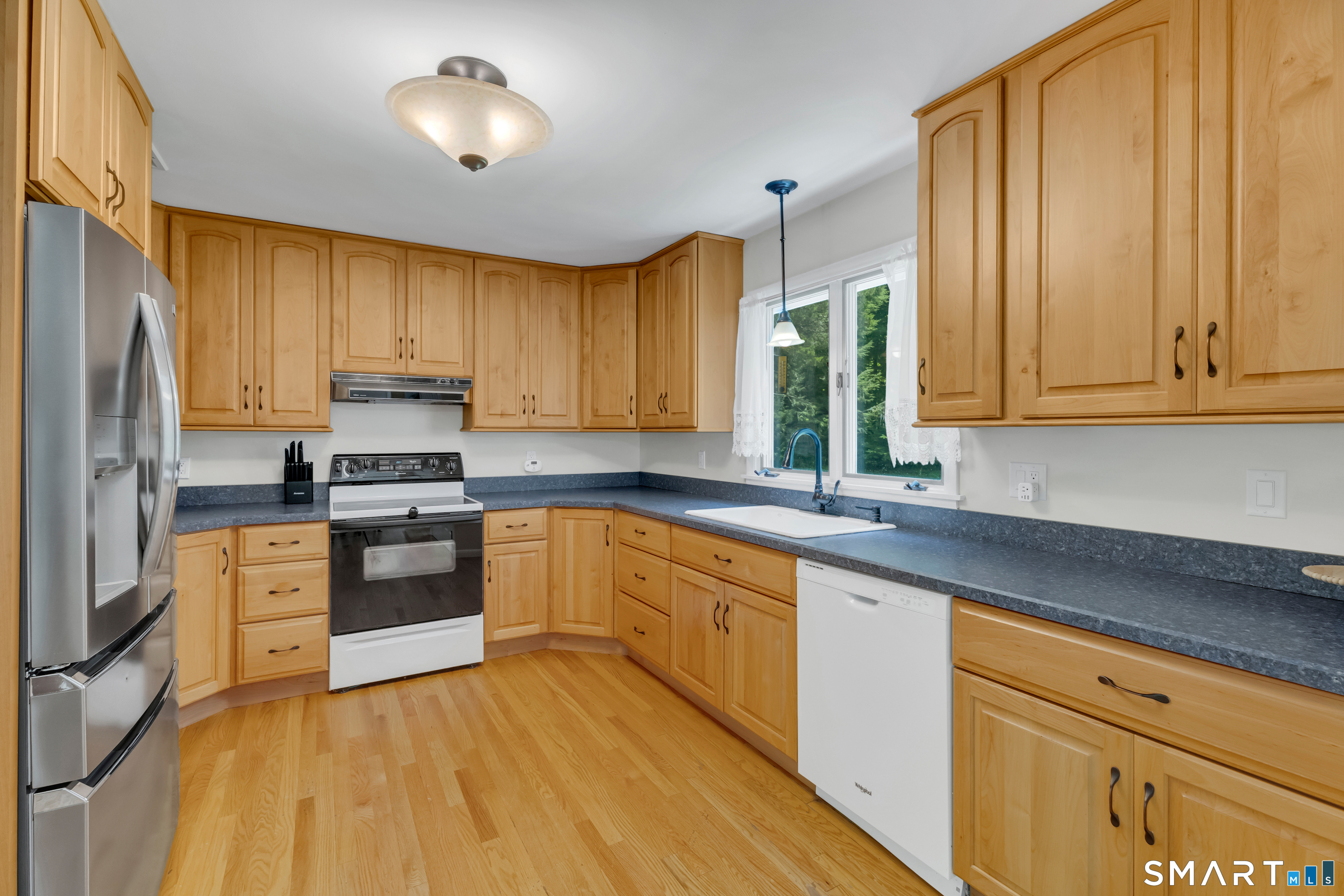 25 Obtuse Hill Road Brookfield CT 06804