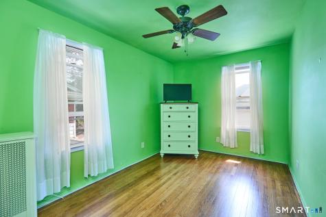 133 East Eaton Street Bridgeport CT 06604