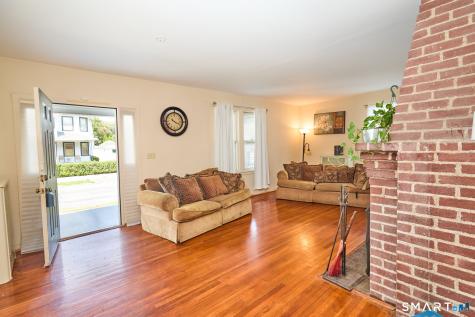 133 East Eaton Street Bridgeport CT 06604