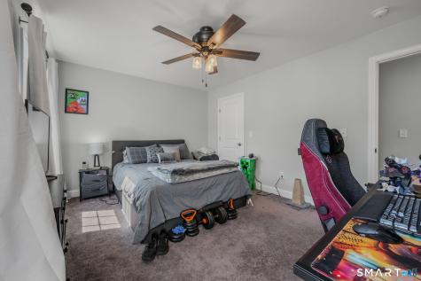 2 Julian Circle Sterling CT 06377