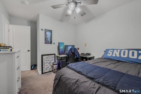 2 Julian Circle Sterling CT 06377