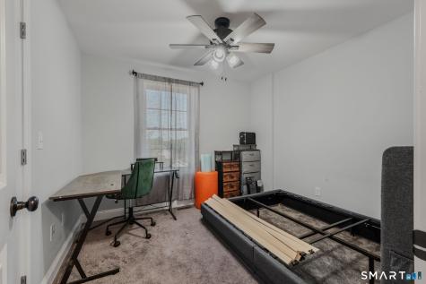 2 Julian Circle Sterling CT 06377