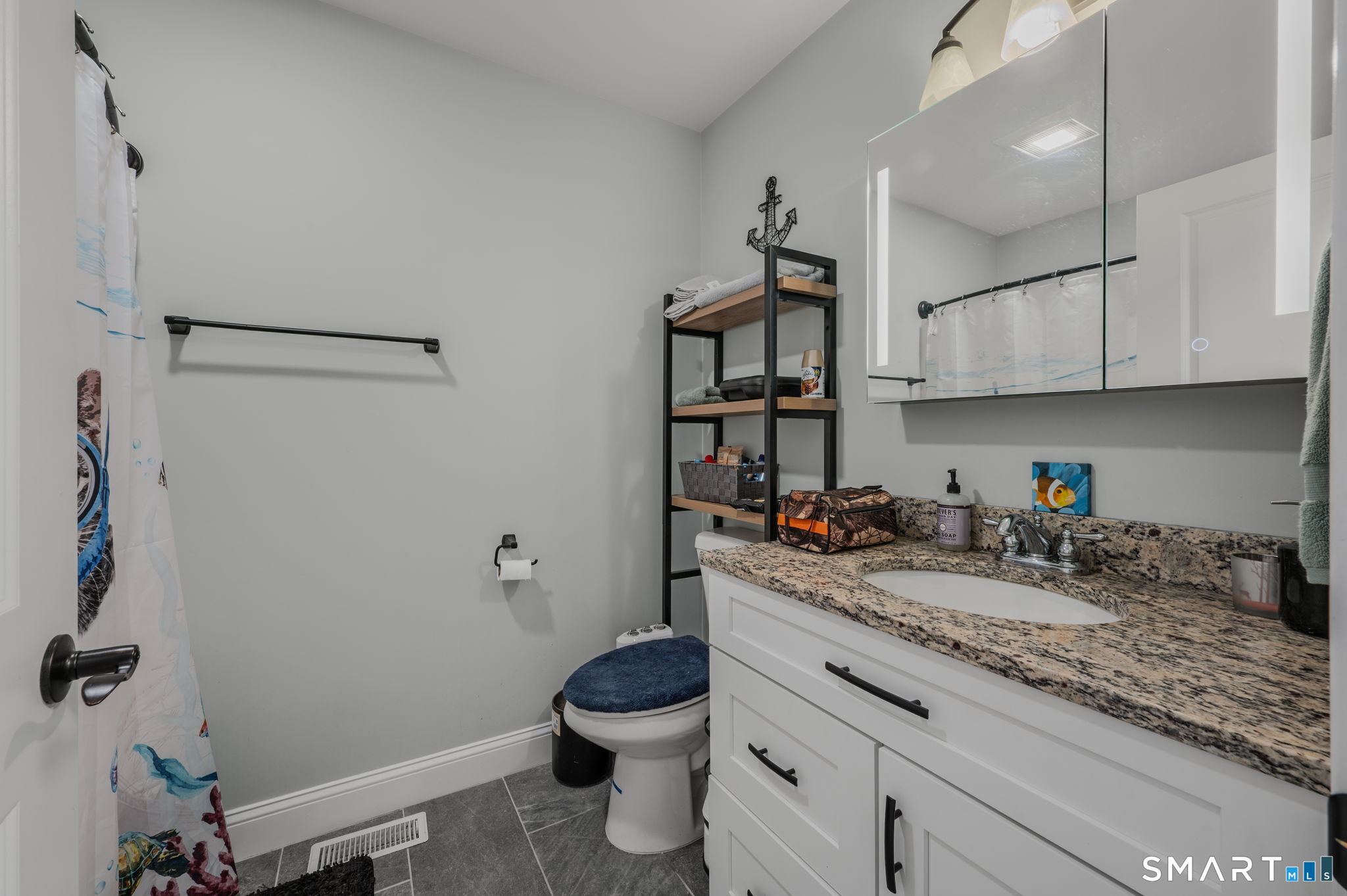 2 Julian Circle Sterling CT 06377