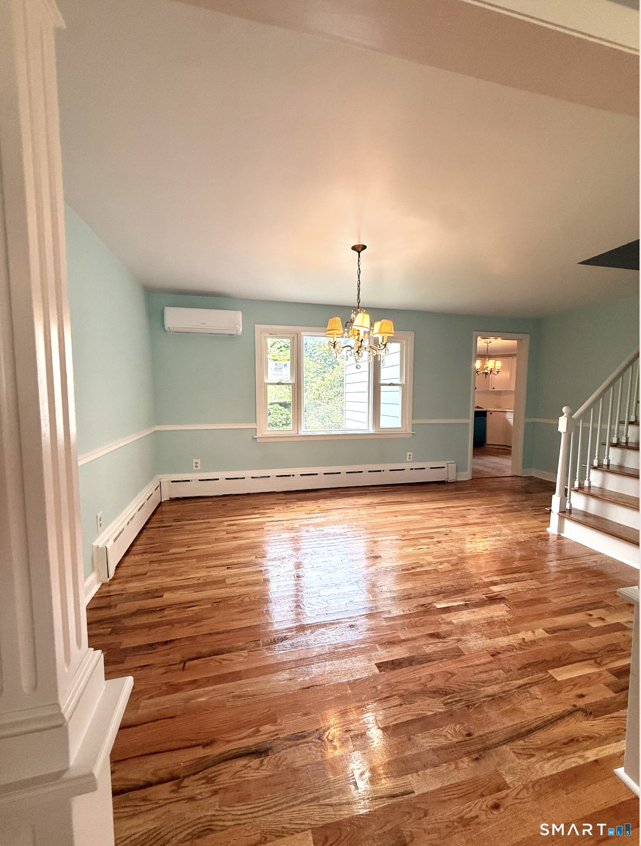 81 Esther Avenue Waterbury CT 06708