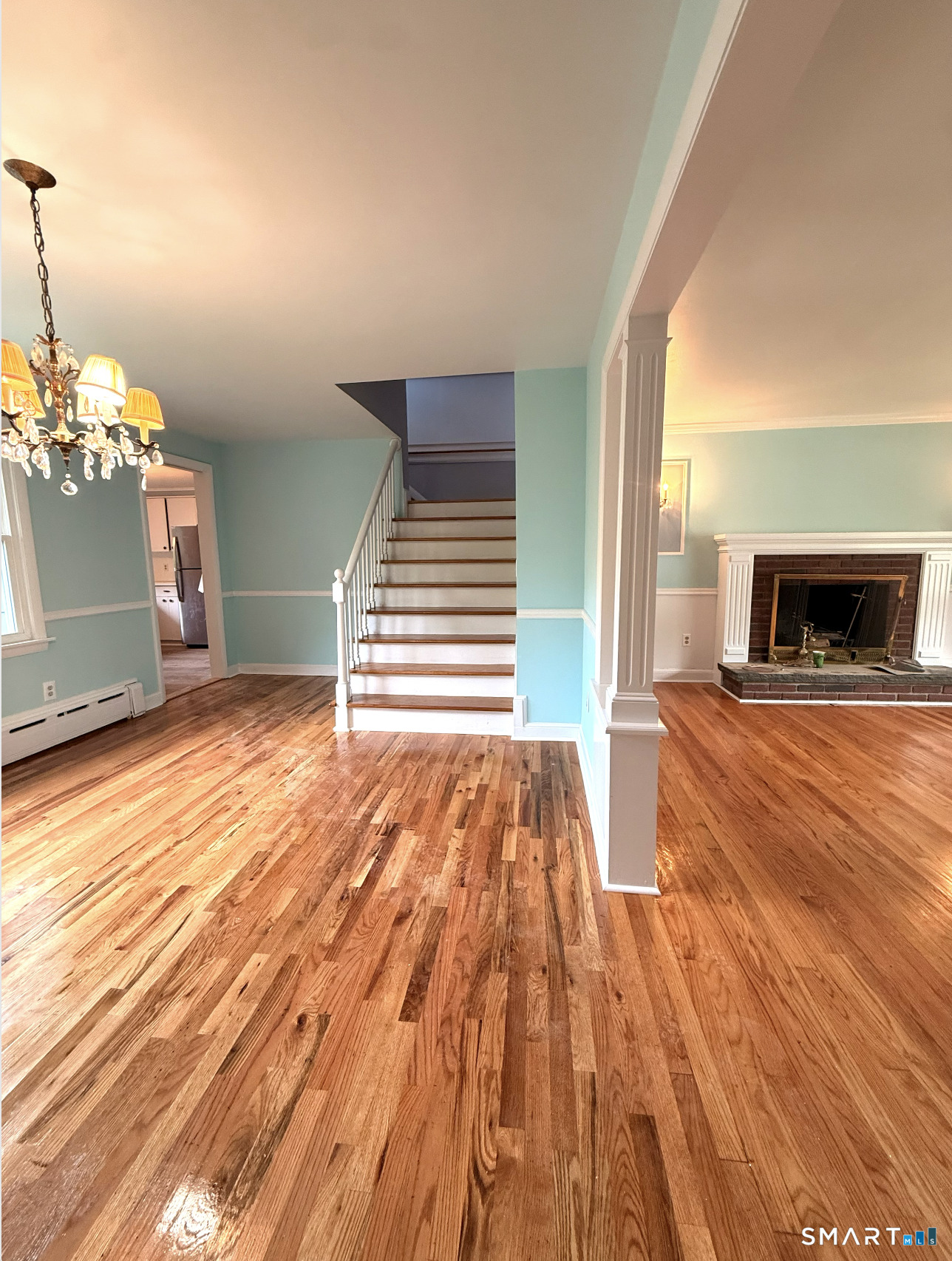 81 Esther Avenue Waterbury CT 06708