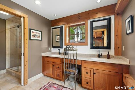 15 Silversmith Lane Redding CT 06896