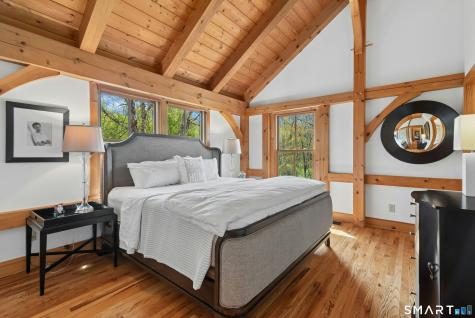 15 Silversmith Lane Redding CT 06896