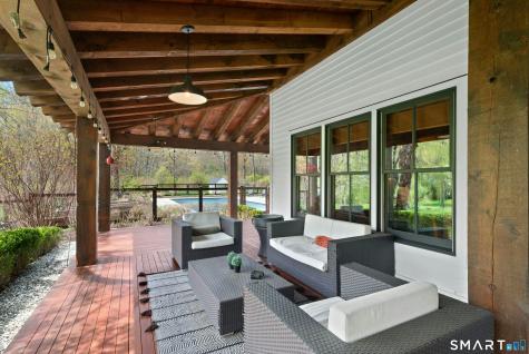 15 Silversmith Lane Redding CT 06896