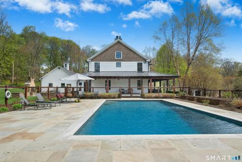 15 Silversmith Lane Redding CT 06896