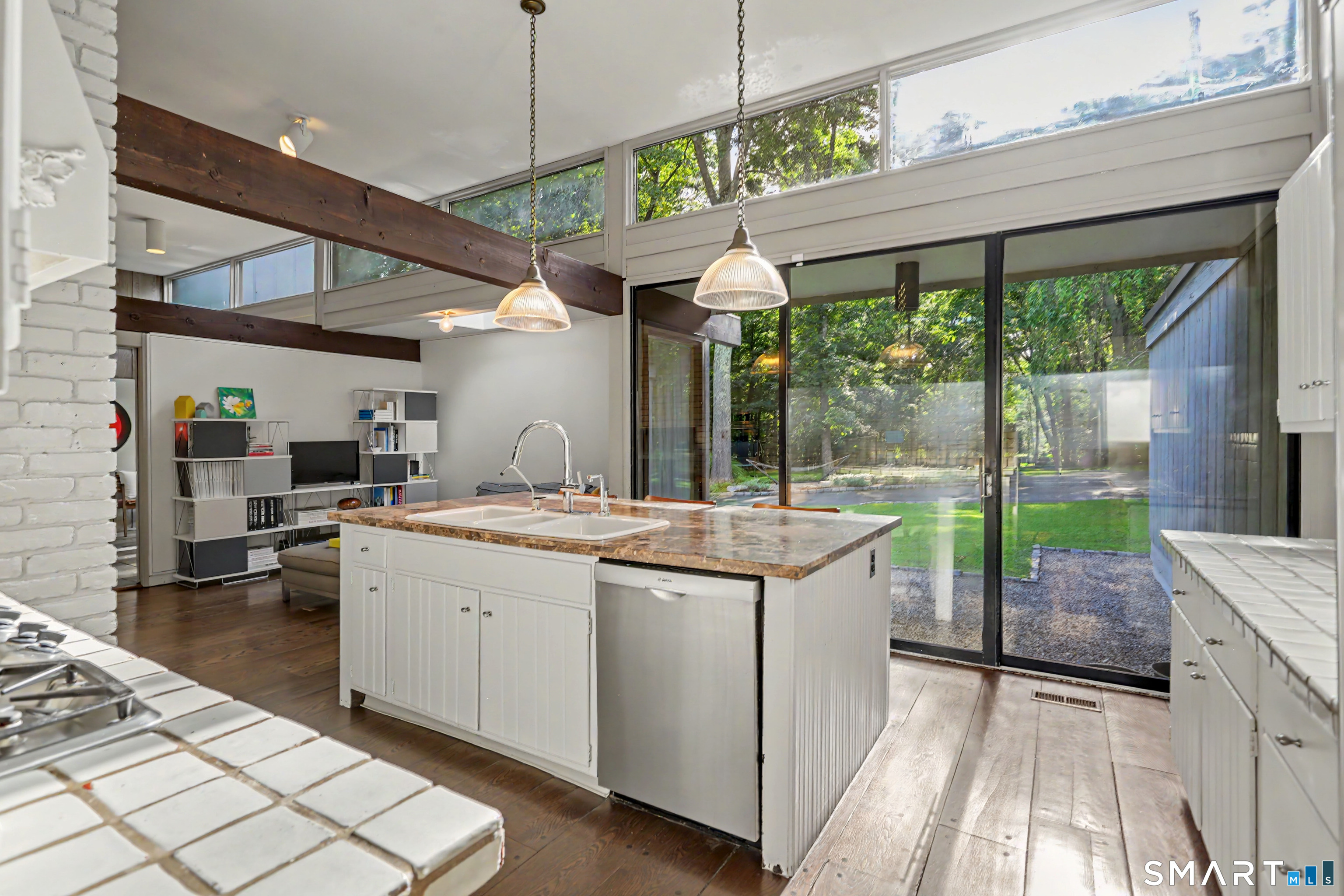 9 Autumn Ridge Road Weston CT 06883