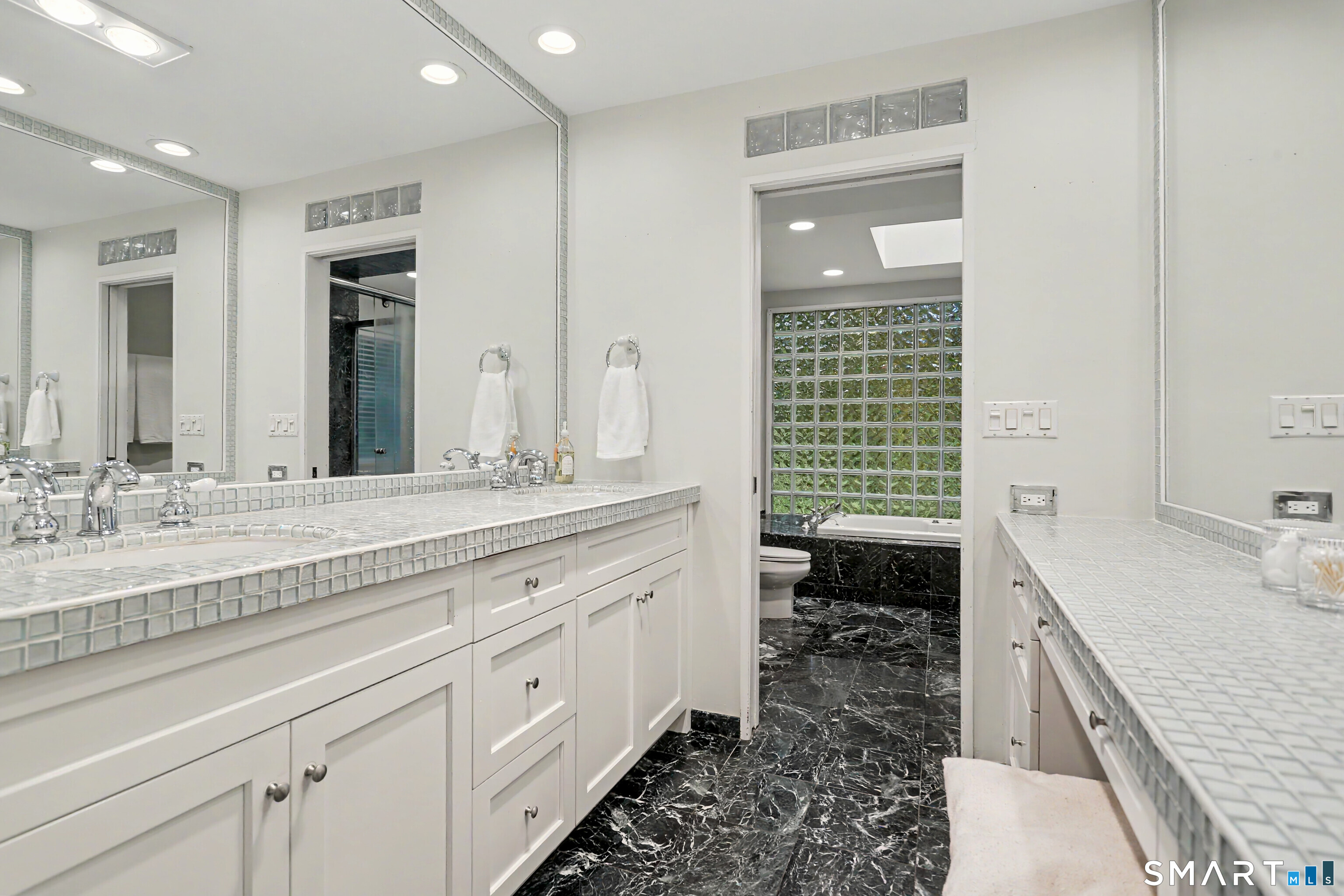 9 Autumn Ridge Road Weston CT 06883