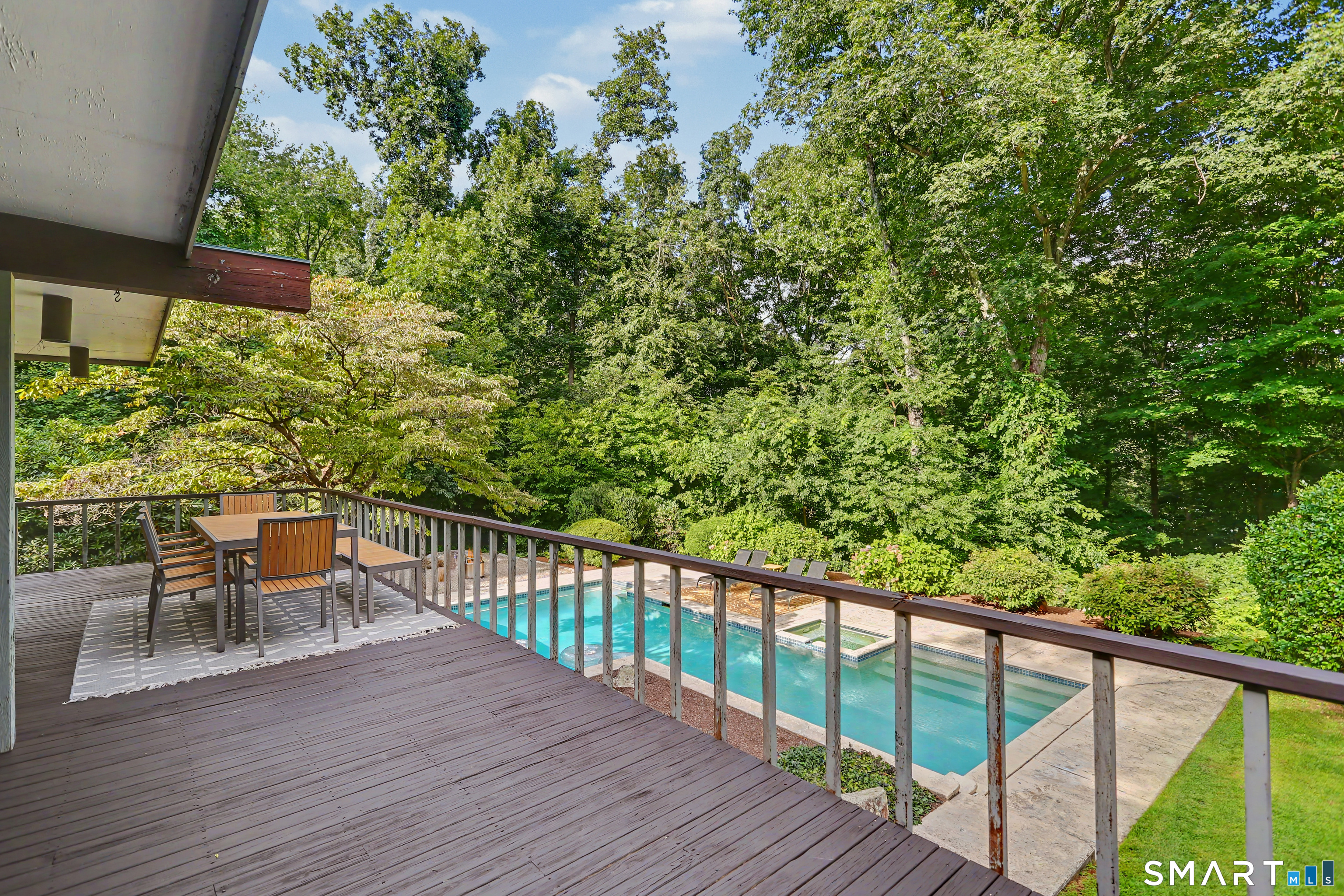 9 Autumn Ridge Road Weston CT 06883