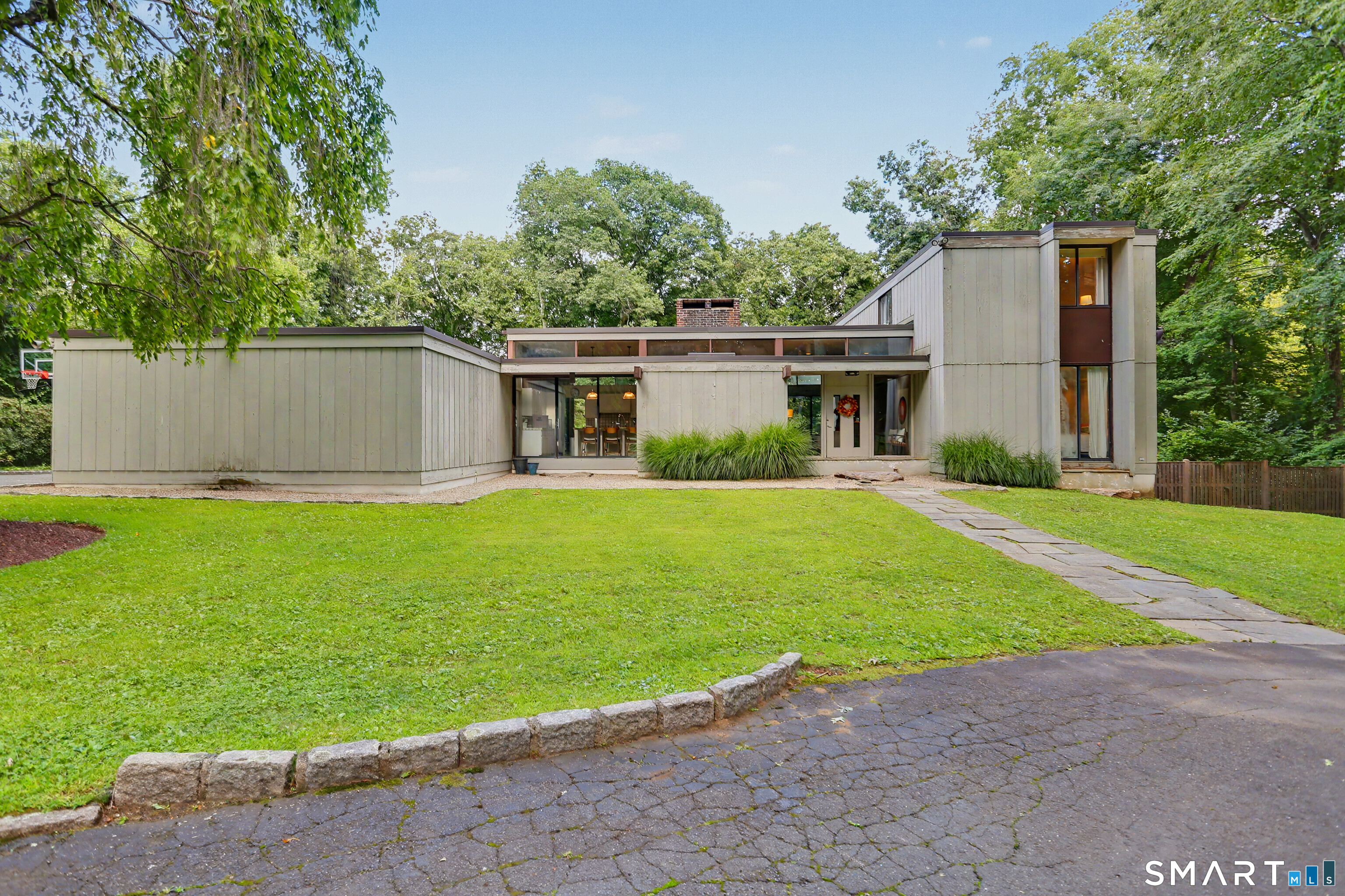 9 Autumn Ridge Road Weston CT 06883