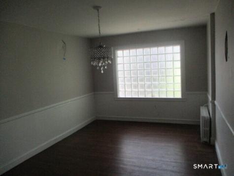 28 Trowbridge Street Waterbury CT 06710