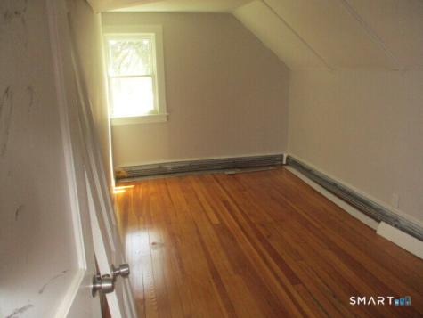 28 Trowbridge Street Waterbury CT 06710