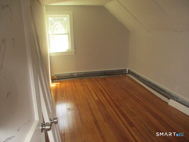 28 Trowbridge Street Waterbury CT 06710