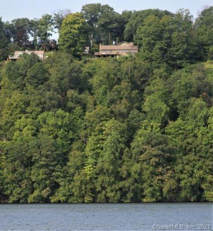 26 Hemlock Trail New Fairfield CT 06812