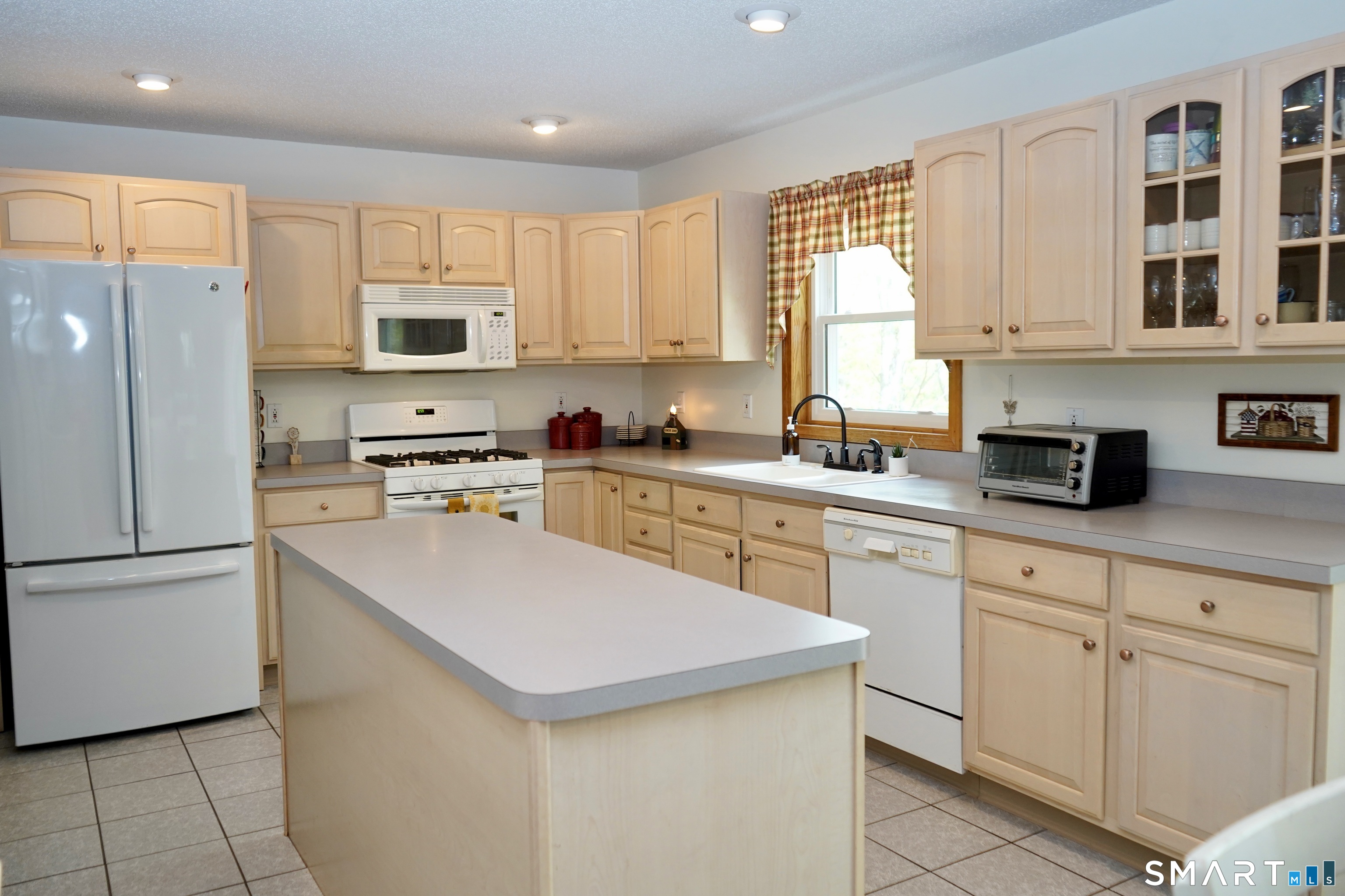 126 Bascom Road Lebanon CT 06249