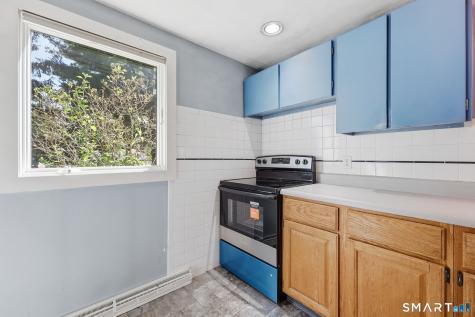 33 Spring Garden Road Enfield CT 06082