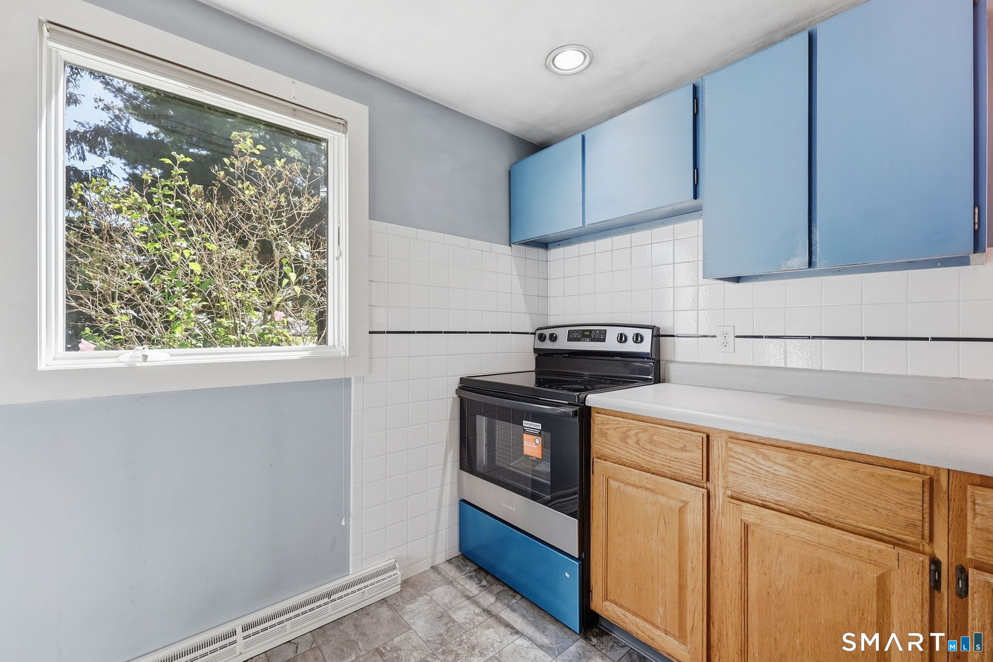 33 Spring Garden Road Enfield CT 06082