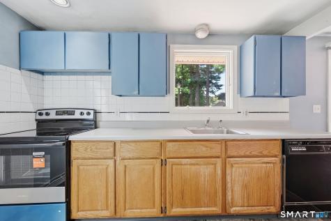 33 Spring Garden Road Enfield CT 06082