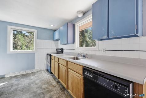 33 Spring Garden Road Enfield CT 06082