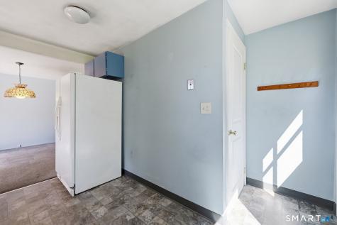 33 Spring Garden Road Enfield CT 06082