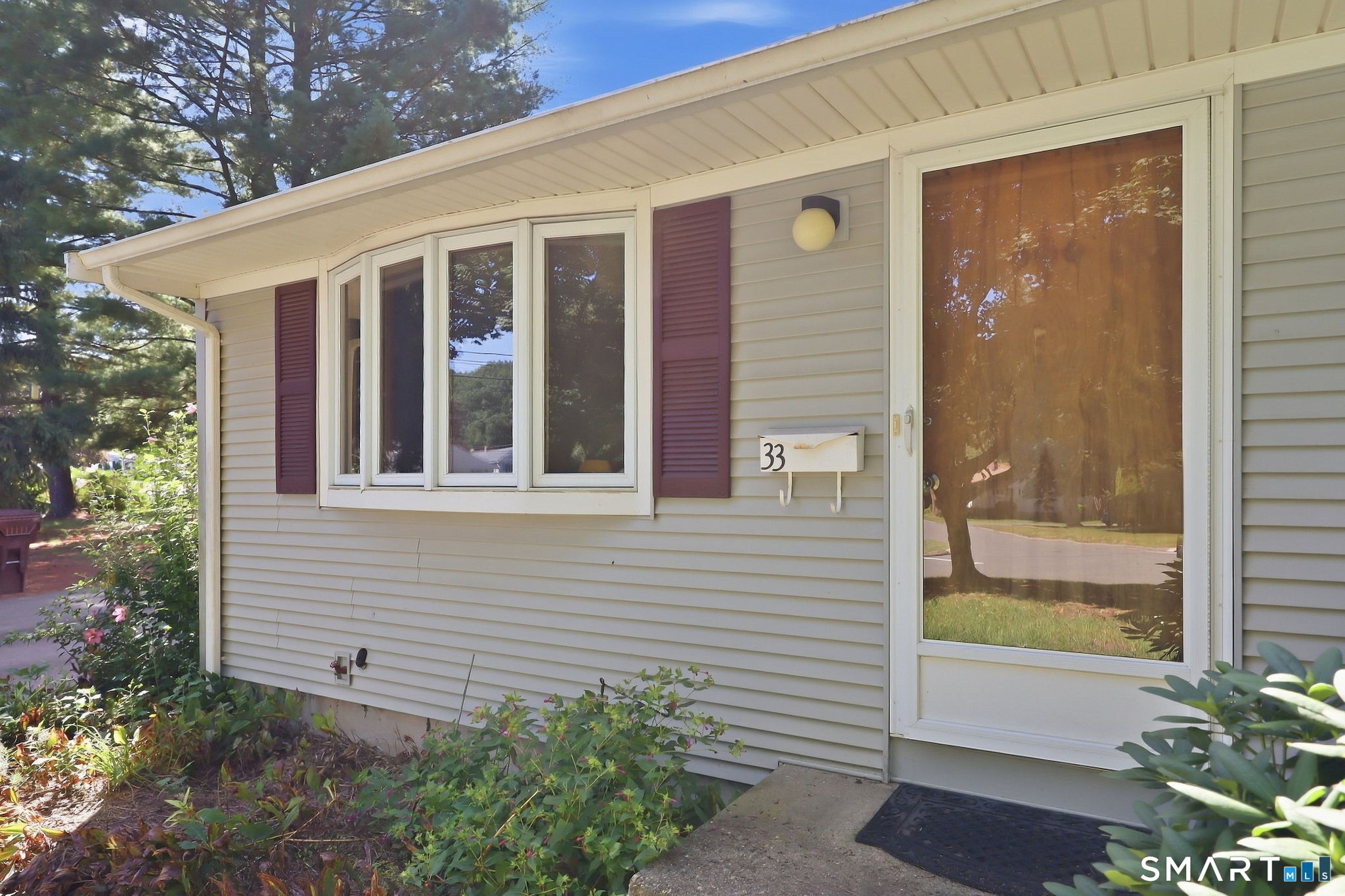 33 Spring Garden Road Enfield CT 06082