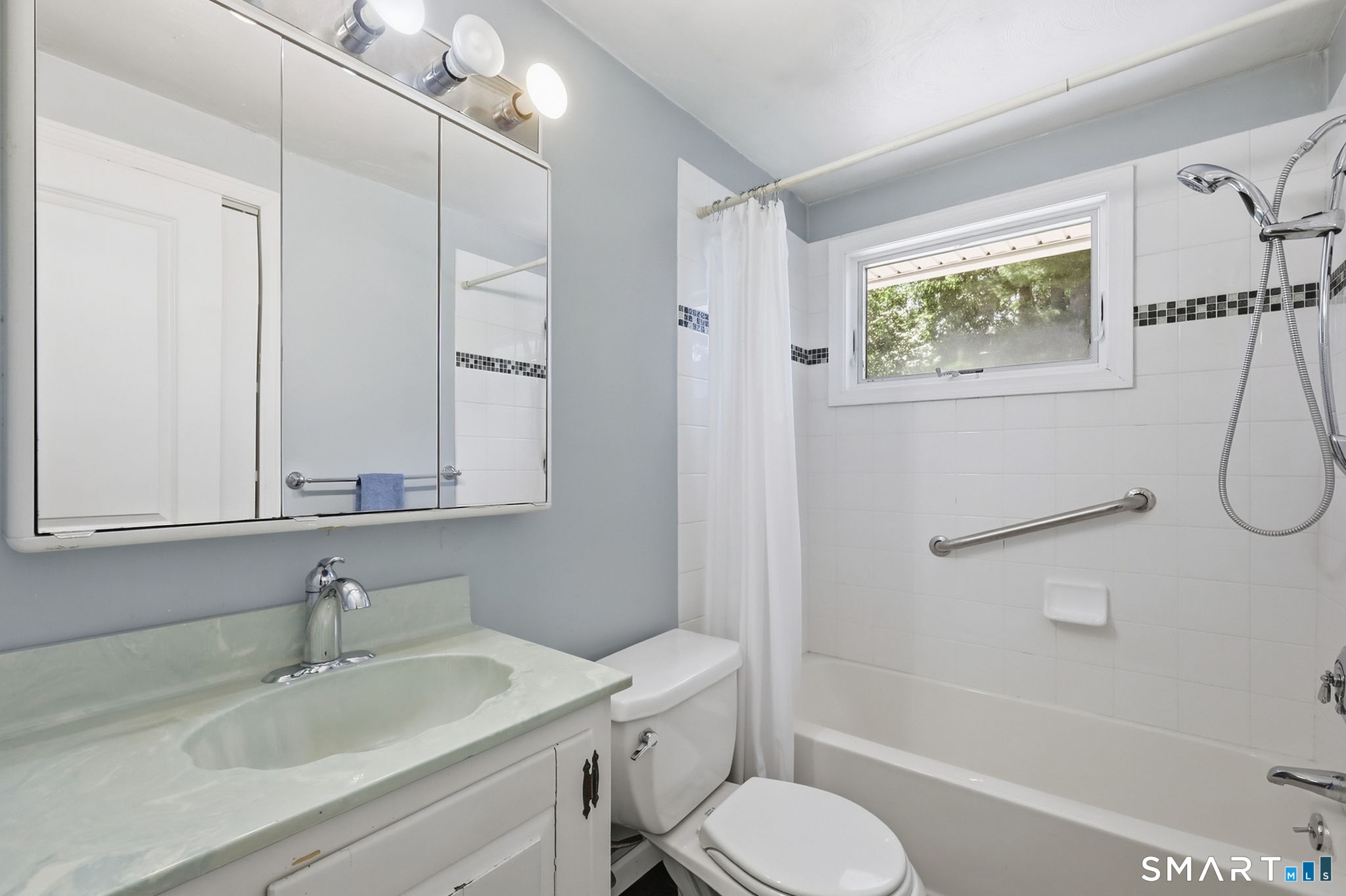 33 Spring Garden Road Enfield CT 06082