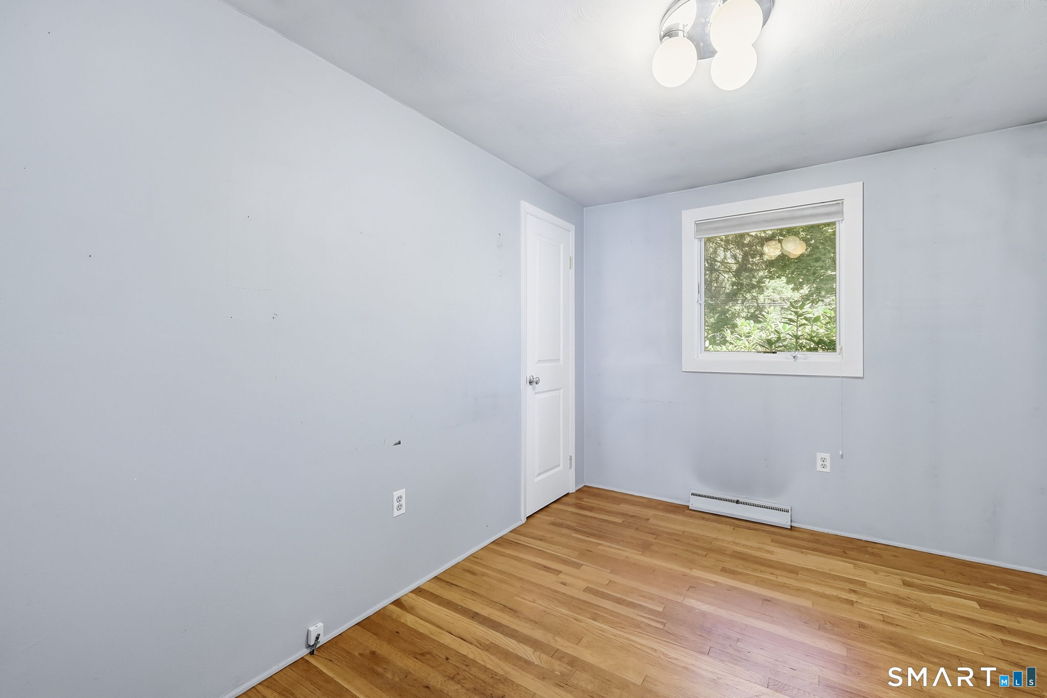 33 Spring Garden Road Enfield CT 06082