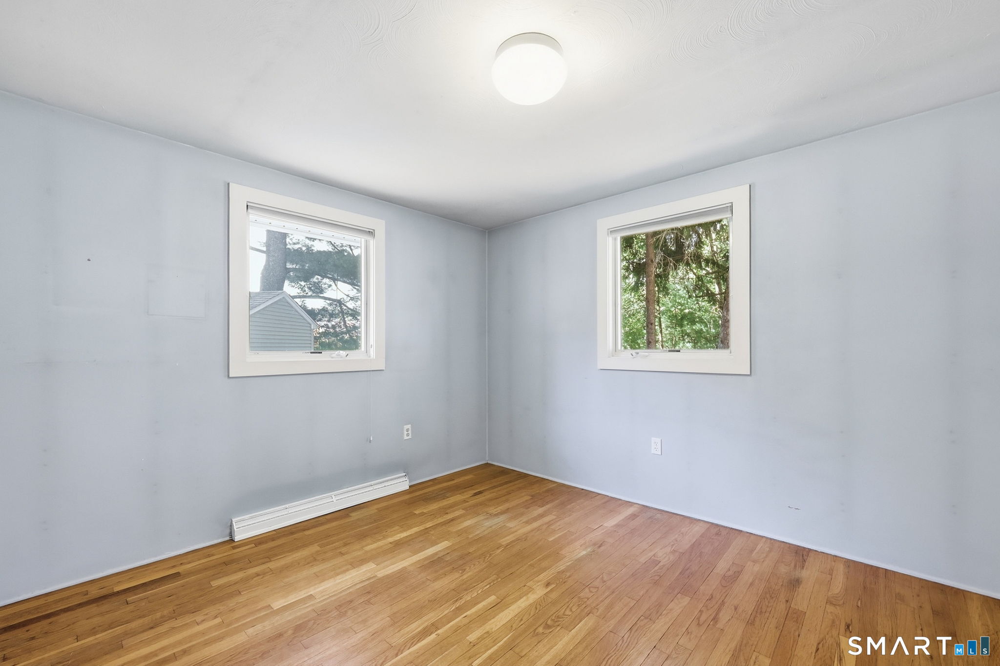 33 Spring Garden Road Enfield CT 06082