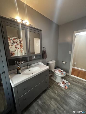 6 Cross Street Hamden CT 06514