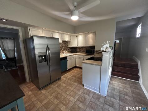 6 Cross Street Hamden CT 06514